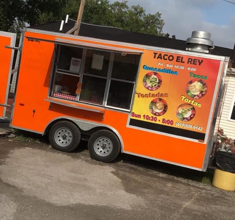 Los Agaves Food Truck Toledo Dump Truck